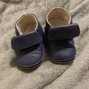 Robeez 9-12 month navy blue sneakers